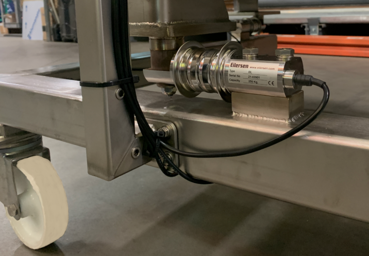 Eilersen load cell mounted on cart