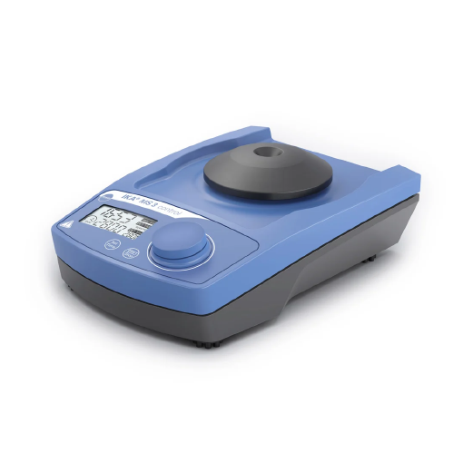 Laboratory shaker with digital display